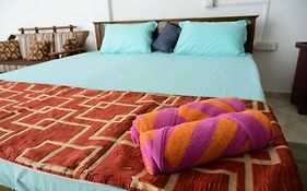 Happy Tuna Guesthouse