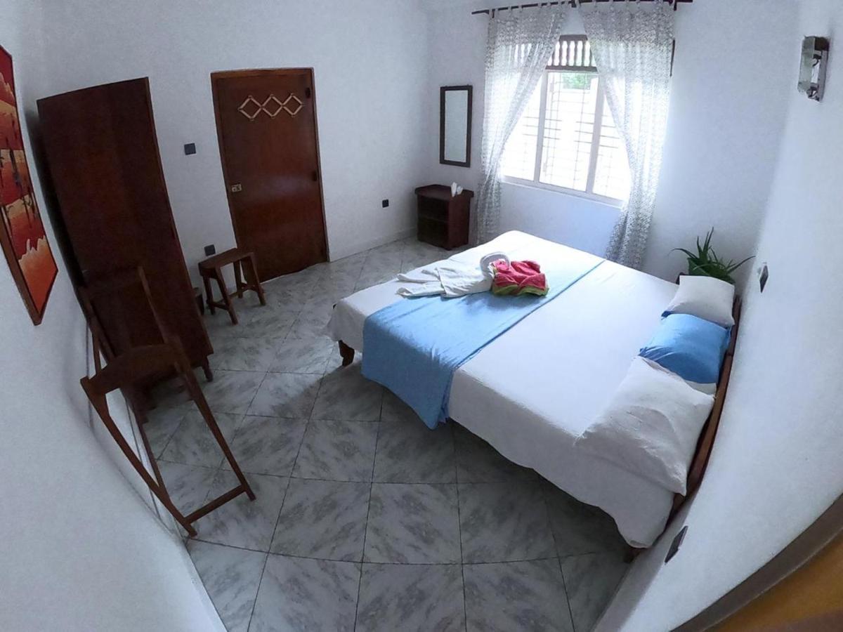 Happy Tuna Guesthouse Хиккадува Экстерьер фото